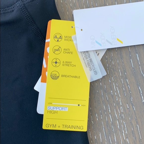 NWT Nordstrom - Zella Yoga Pants - Size M, Black - High Waist 7/8 - Picture 2 of 5